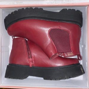 Chunky heel wine bootie
